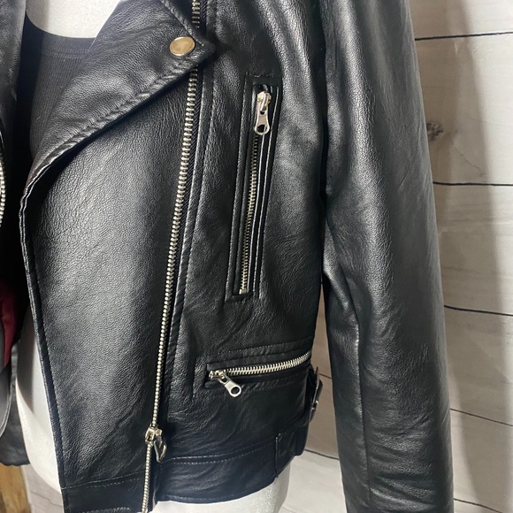 Leather Jacket - Picture 5 of 5